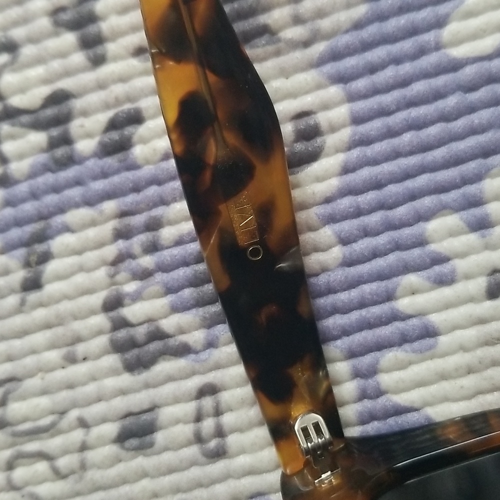 I-SEA Tortoise Shell Sunglasses - Picture 9 of 14